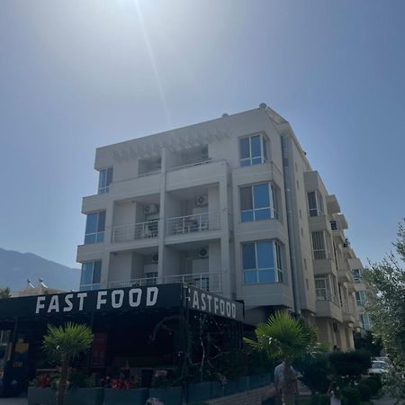 Seaview Apartments Vlore Luaran gambar