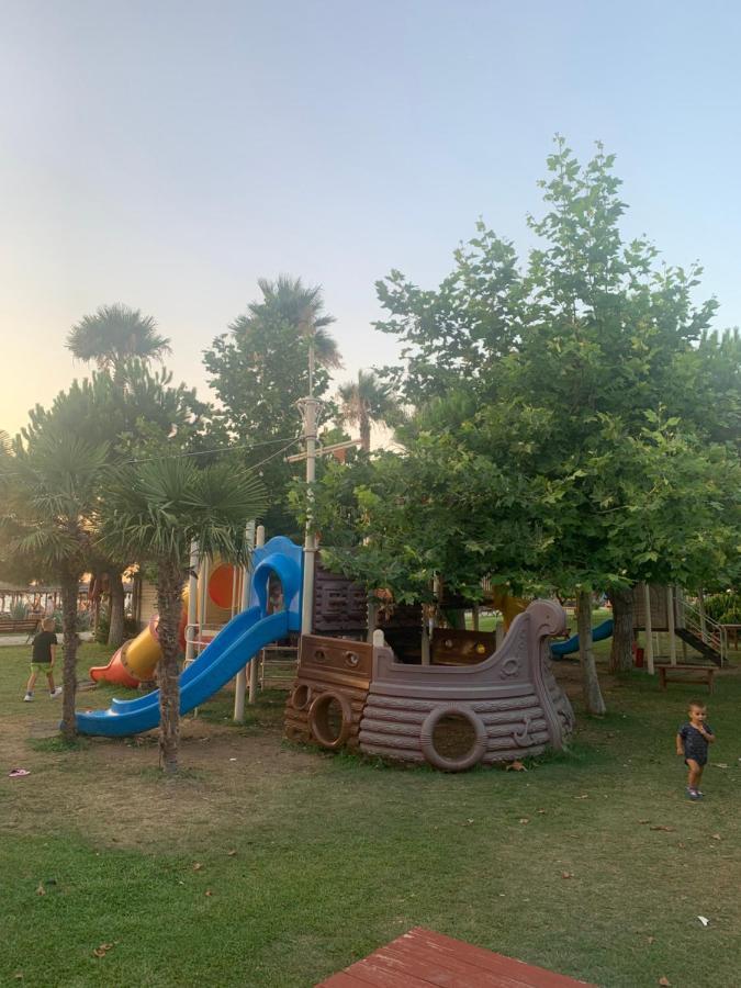 Seaview Apartments Vlore Luaran gambar