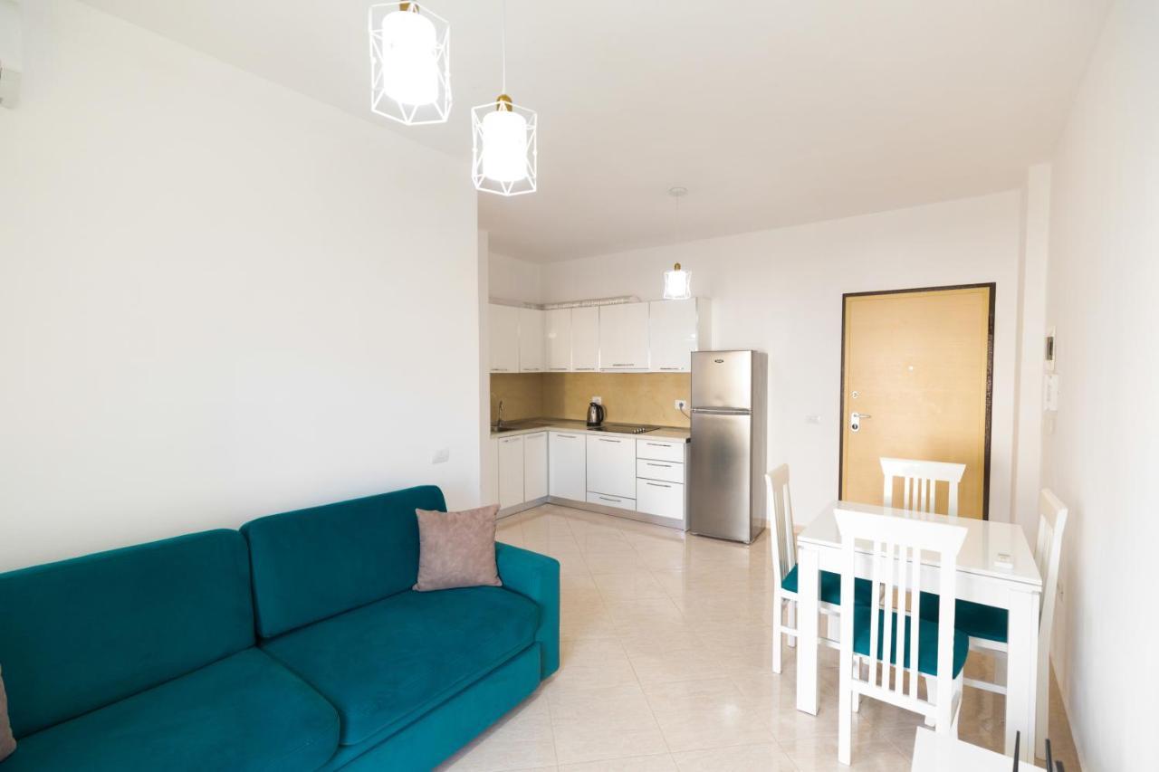 Seaview Apartments Vlore Luaran gambar