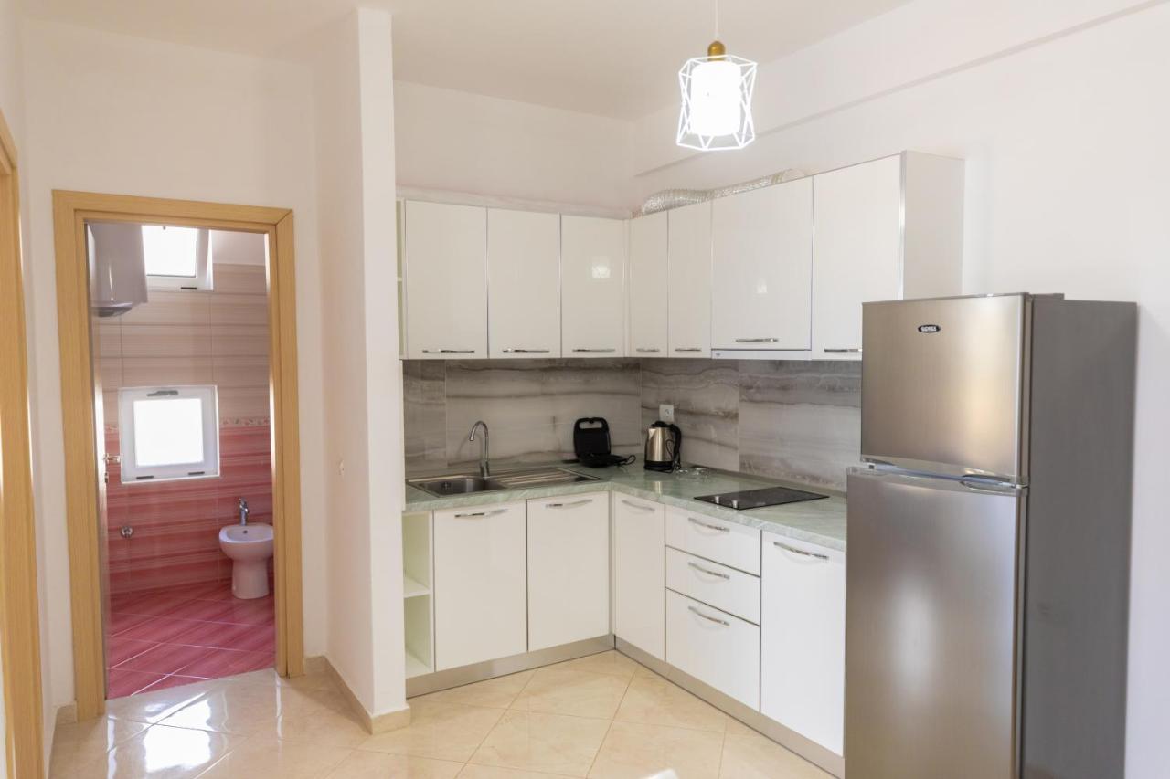 Seaview Apartments Vlore Luaran gambar