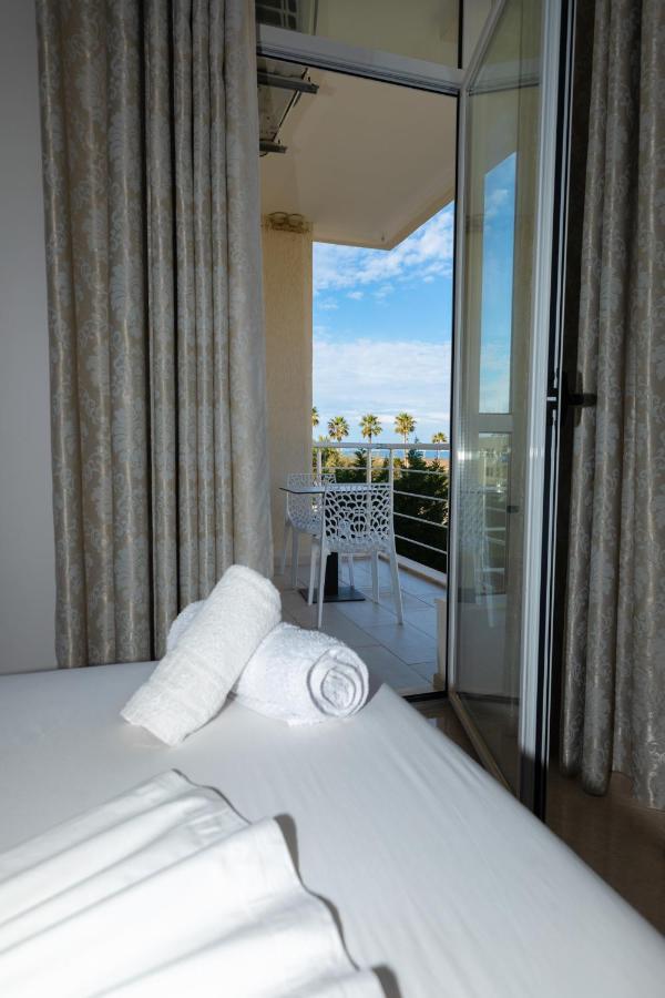Seaview Apartments Vlore Luaran gambar