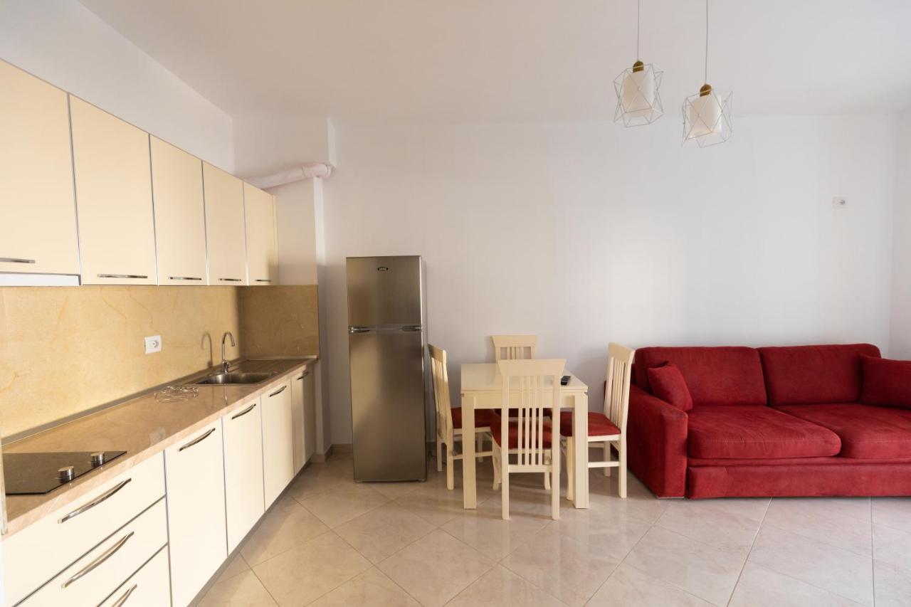 Seaview Apartments Vlore Luaran gambar